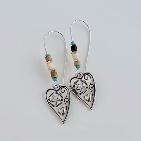 5 for $25 Teal Heart ♥️ Drops 💦 - Picture 1 of 4